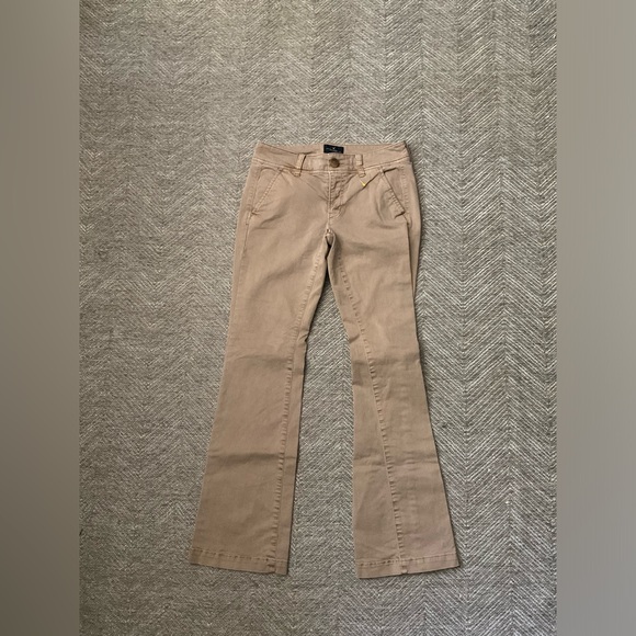 AMERICAN EAGLE CHINO PANTS SIZE 2 SHORT - Picture 1 of 1